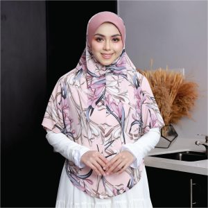 Thalia Fleur – Laila