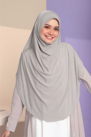 05_SINGLE WEB_1000x1500_MEGHAN-12