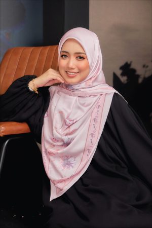 15_SINGLE WEB_1000x1500_THEA 3-36