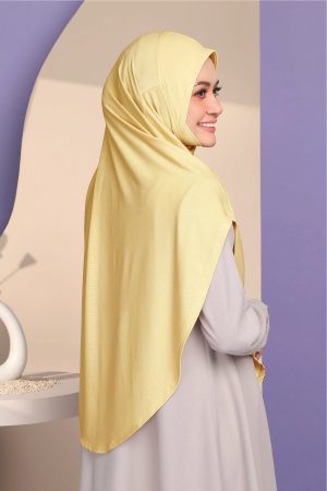 05_SINGLE WEB_1000x1500_MEGHAN 2-04