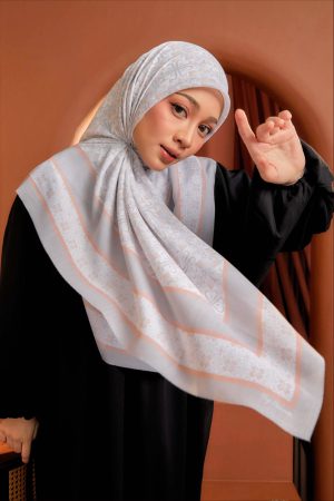 05_SINGLE WEB_1000x1500_ALHAMBRA-47