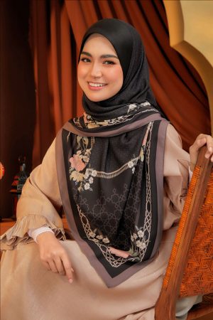 05_WEB SINGLE_ PETUNIA 6-6690