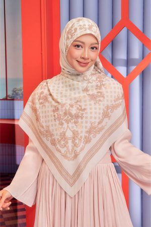 24_WEB Single_ Eleanor-16