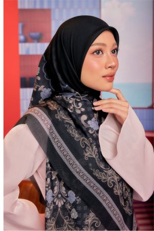 24_WEB Single_ Eleanor-31