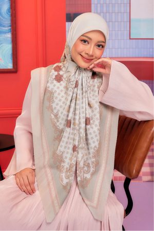 24_WEB Single_ Eleanor-43