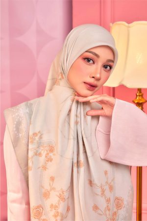 WEB Single - Demure-30